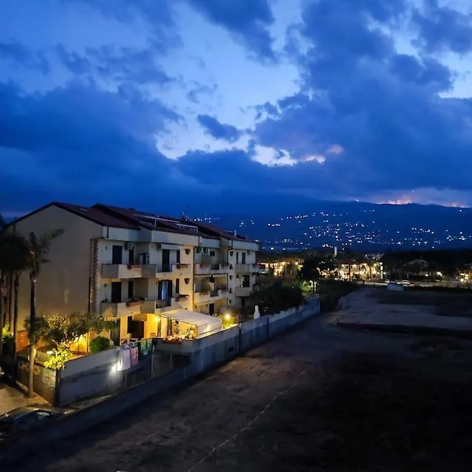 Sweet House Apartment Fondachello